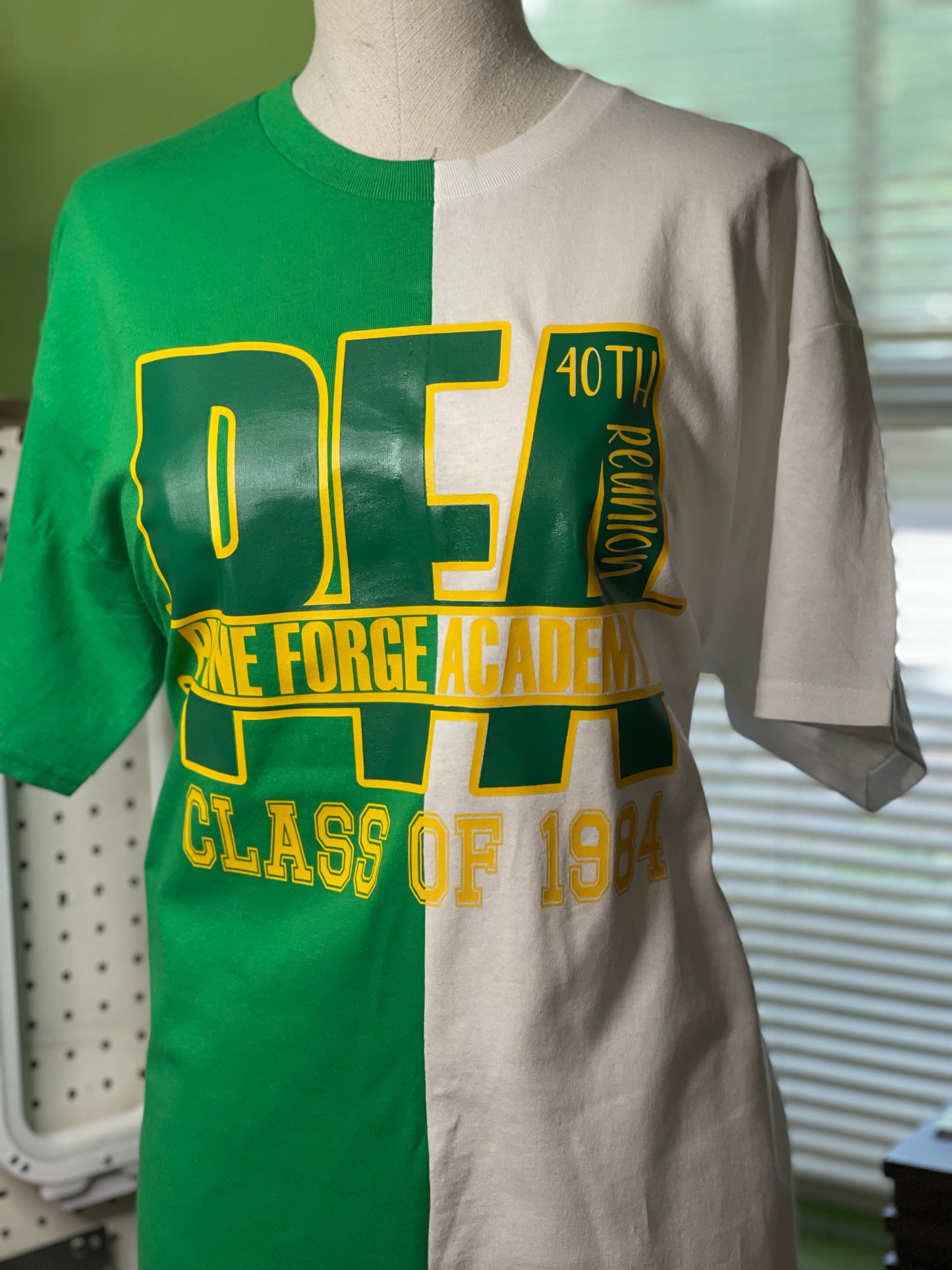 1984 PFA GREEN AND WHITE T-SHIRT